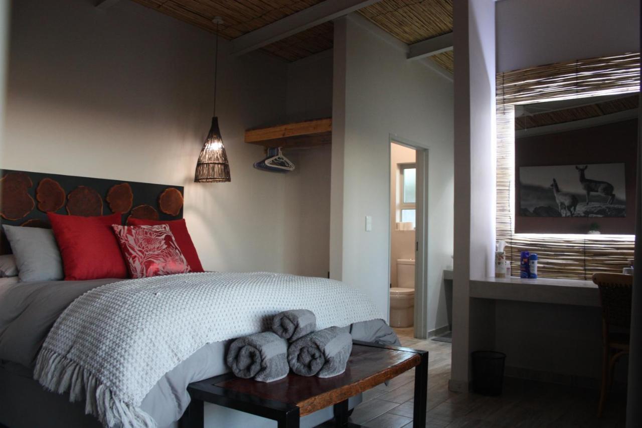 Mountain Peak Game Lodge And Camping Ozongaka Luaran gambar