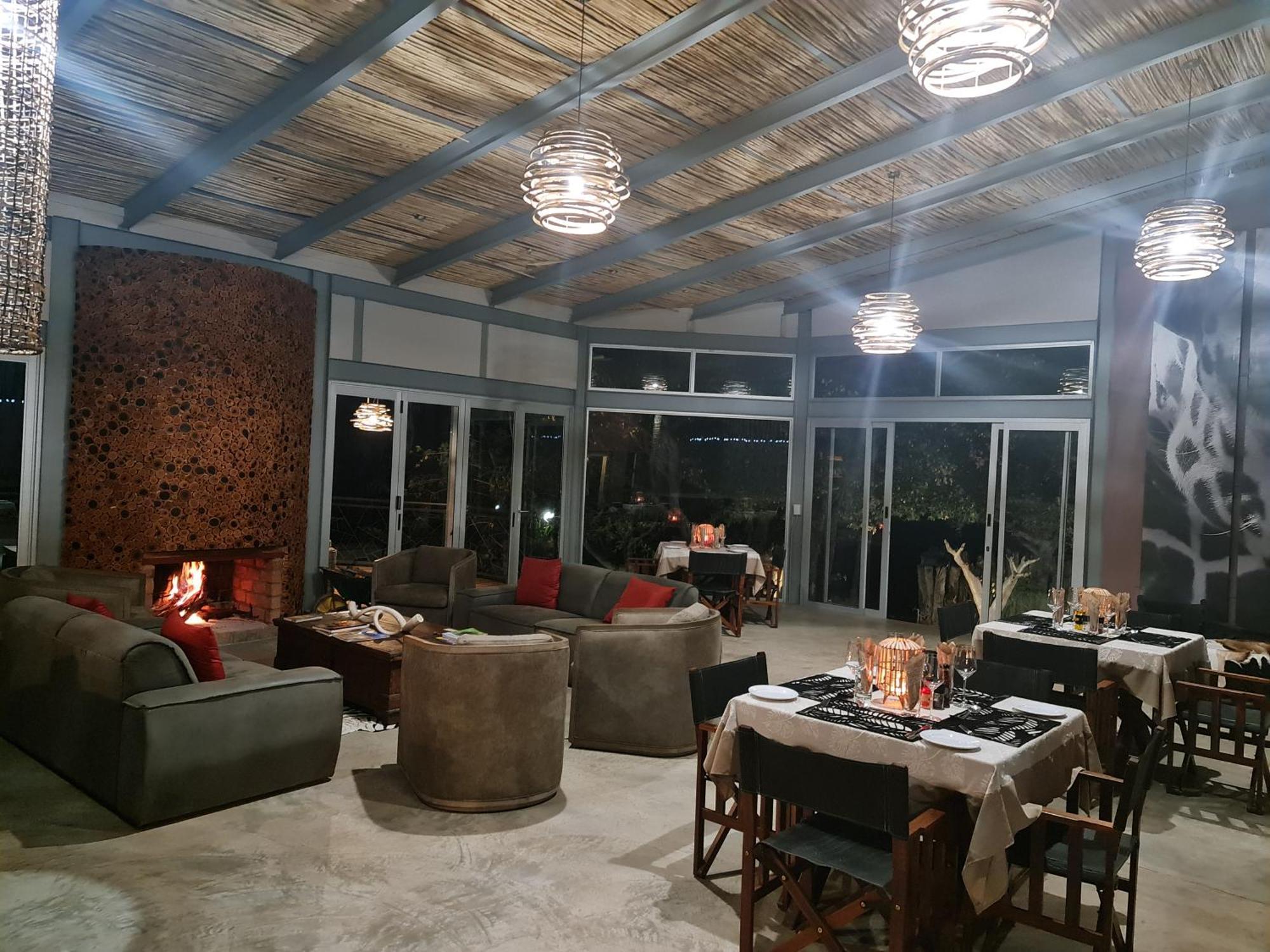 Mountain Peak Game Lodge And Camping Ozongaka Luaran gambar